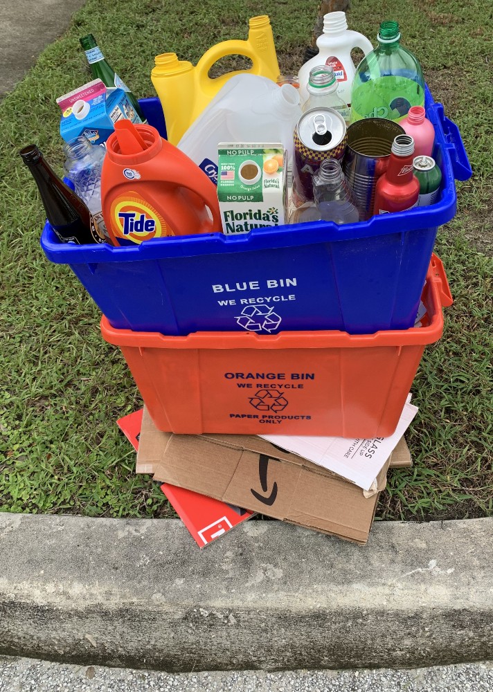 Plastic deals bucket recycling